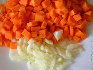 găluște Supa cu pui (pui) Supa cu chifteluțe de pui