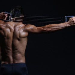 Exerciții cu extensoare pentru toate grupele musculare (Ia-o poziție în picioare) Exerciții cu extensoare pentru toate grupele musculare