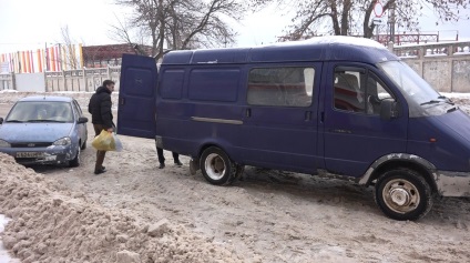 Bine autobuz fără ne-a lăsat (trai fara adapost) Bine de autobuz, fără să nu ne lăsați