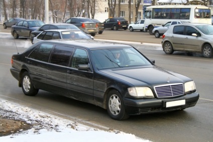 Comanda Mercedes pentru o nunta, guru nunta (nunta) Comanda Mercedes pentru o nunta, guru nunta