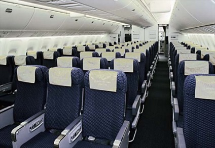 Ocupa același plan într-o locație bună (avion) Este angajat într-un avion este locul bun