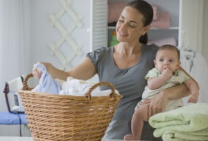 Як обрати правильний режим прання дитячих речей для новонароджених