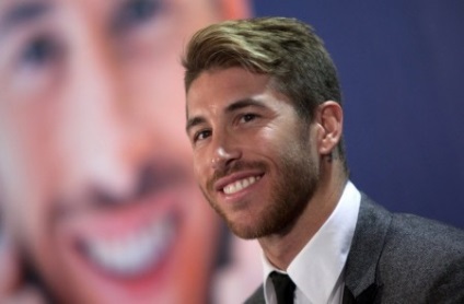 Sergio Ramos și o fotografie a lui coafuri, tunsori si coafuri fotografie