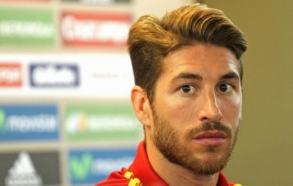 Sergio Ramos și o fotografie a lui coafuri, tunsori si coafuri fotografie