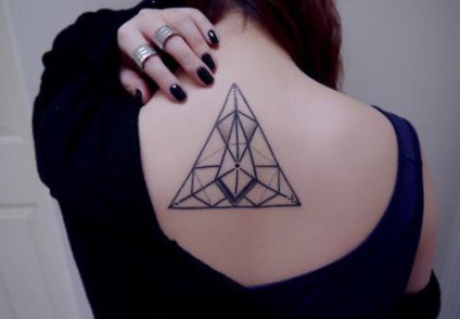 valori geometrice Tatuaje ale diferitelor figuri