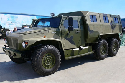 Mașini - SUV-uri - Prezentare generală - MIC-3927 lup (testarea echipamentelor militare) Mașini - SUV-uri - Prezentare generală - MIC-3927 lup