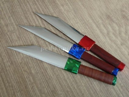 topor de hârtie cu mâinile (toporul) topor de hârtie cu mâinile