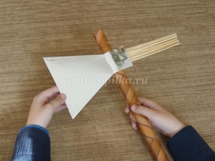 topor de hârtie cu mâinile (toporul) topor de hârtie cu mâinile