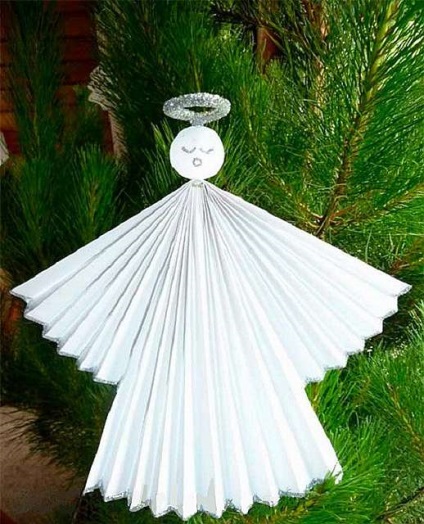 Un înger bun de hârtie origami - face cu mâinile lor (hârtie) Un înger bun de hârtie origami - face cu mâinile lor