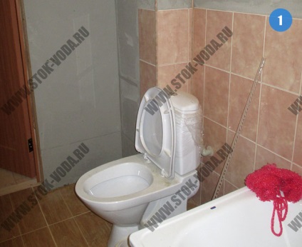 Ventilatoare de canalizare riser într-o casă privată (pe acoperișul de pe acoperiș) pozele pentru ieșirea din zona ascendentă (fanovy ascendente) Ventilatoare de canalizare riser într-o casă privată (pe acoperiș pe acoperiș) pentru ieșirea din fotografiile de coloană