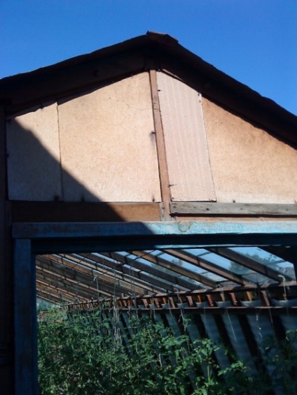 Raportul foto cu privire la modul de a acoperi vechi seră din policarbonat (cu efect de seră) Raportul foto cu privire la modul de a acoperi vechi policarbonat cu efect de seră