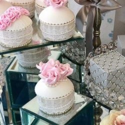 Idei pentru un tort de nunta cu brioșe (torturi de nuntă brioșe) Idei pentru tort de nunta cu brioșe