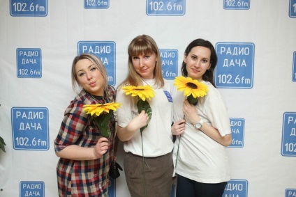 Cum de a trimite felicitări la radio (cu un vârf de creion subțire cu mâinile) Cum de a trimite felicitări la radio
