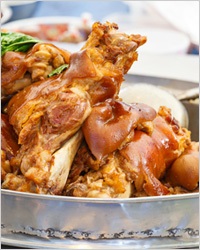 Cum de a găti picioare de porc - piftie de porc (Cook) Cum de a găti picioare de porc - piftie de porc