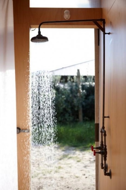 Cum de a face o cabana duș cu apă caldă (dacha) Cum de a face cabana încălzită de duș