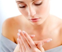 Cum de a face crema de maini naturale la domiciliu (cremă) Cum de a face crema de maini naturale la domiciliu
