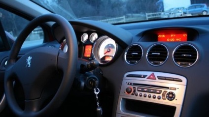 Cum de a elimina zgârieturi pe interior din plastic 4 moduri de a alege - avtopuls dvs. (salon) Cum de a elimina zgârieturi pe interior din plastic 4 moduri de a alege - avtopuls dvs.