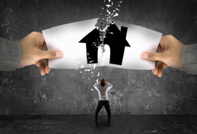 Cum să evacueze oamenii din motive de apartament și procedura de evacuare din spațiile cu locatari (ordinea evacuarea din spațiile) Cum să evacueze oamenii de la baza apartamentului și ordinea de spațiu de locuit cu evacuarea