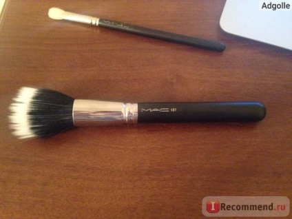 Machiaj perii mac 187 - „perie duo-fibra pentru cea mai bună fundație! finisaj perfect! Toate (acoperire) Machiaj perii mac 187 - „perie duo-fibra pentru cea mai bună fundație! finisaj perfect! toate