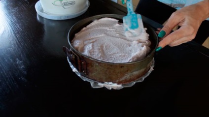 Strawberry și piersic gheață crema de tort reteta pas cu pas foto-video (foto-reteta) Căpșuni și piersici de gheață crema de tort reteta pas cu pas foto-video