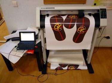 Decupare pe contur de autocolante, în formă de autocolante pentru a comanda ieftin, tipografie oriental (film plotter de tăiere) Decupare pe contur de autocolante, în formă de autocolante pentru a comanda ieftin tipografie, estul