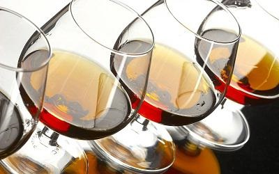 Cognac Bajazet buchet parfumat de producție internă (Bajazet) Cognac Bajazet buchet parfumat de producție internă
