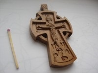 Lenjerie de corp din lemn Tic (gât eco Cross) Cruciulițe de lemn