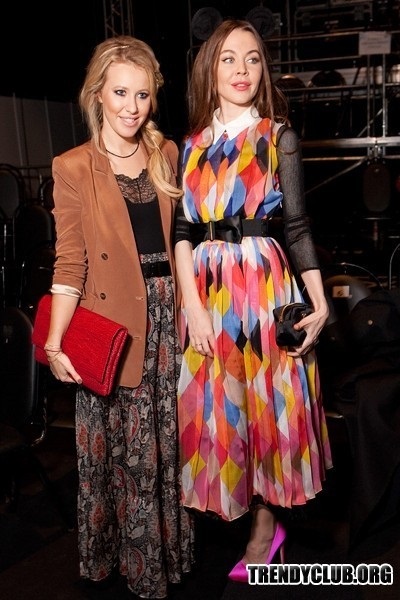 Stilul Ksenia Sobchak (Xenia) Stilul Ksenia Sobchak