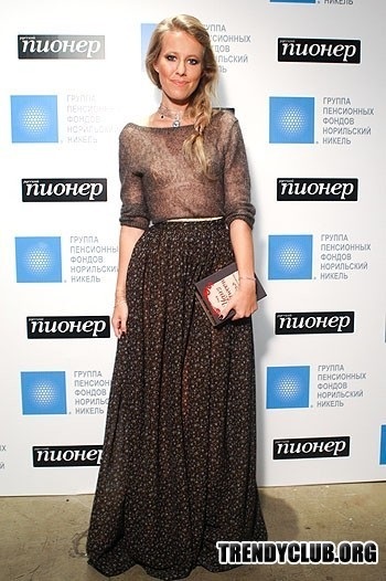 Ksenia Sobchak Stil (teză de moda) Stilul Ksenia Sobchak