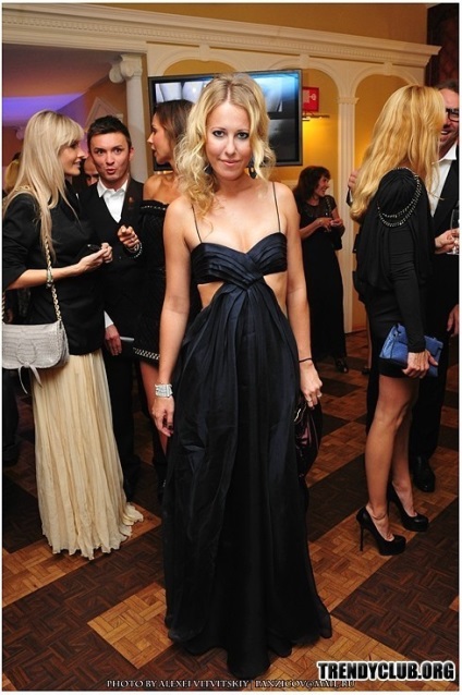 Stilul Ksenia Sobchak (stil) Stilul Ksenia Sobchak