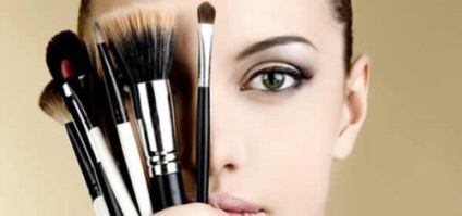 Cine mai vrea o nunta la modă make-up săgeată (trebuie doar ușor pentru a sublinia) Cine mai vrea o nunta la modă make-up săgeată