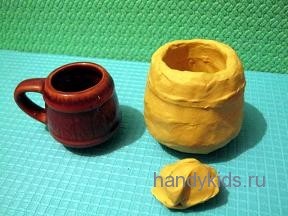 Modelarea ustensile, cupe realizate din plastilină (argilă ulcior orb) Modelare cupe și vase din lut