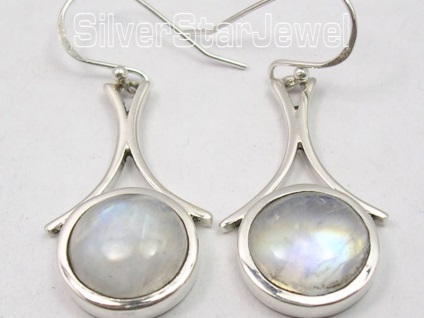 Moonstone în horoscoape ce proprietăți și pentru orice semne de costume zodiacale (lumina lunii) Moonstone în horoscoape ce proprietăți și pentru orice semne ale zodiacului adecvate