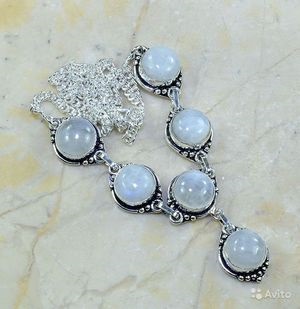 Moonstone în horoscoape ce proprietăți și pentru orice semne de costume zodiacale (lumina lunii) Moonstone în horoscoape ce proprietăți și pentru orice semne ale zodiacului adecvate