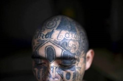 Mara Salvatrucha »- un bun povestitor (Salvatrucha) Mara Salvatrucha »- un bun povestitor