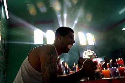 Mara Salvatrucha »- un bun povestitor (imigranți ilegali Statele Unite) Mara Salvatrucha »- un bun povestitor