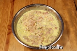 Sosul pentru carnea de vită la grătar (altfel de carne) Sosul pentru carnea de vită pe grătar