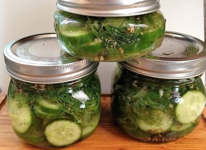 Pickles 10 rețete pentru muraturi platou iarna (decapată) Murături 10 rețete de muraturi asortate pentru iarna
