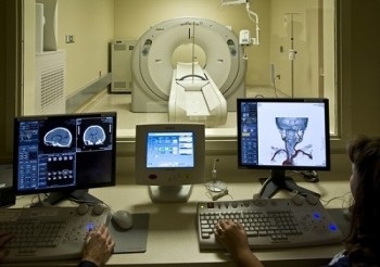 Diagnosticul IRM a vaselor cerebrale (angiografie) - Descrierea și adresele de clinici (nave) Diagnosticul IRM a vaselor cerebrale (angiografie) - Descrierea și adresele clinici