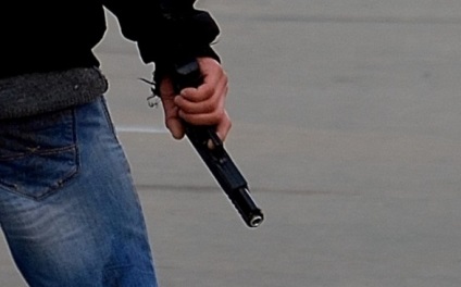 Formarea în arme de manipulare (manipularea arma în condiții de siguranță) Formarea în manipularea armelor