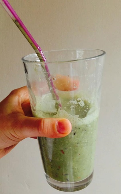 Castravetele smoothie (castravete smoothie) castravete periuță