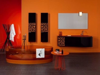 Orange baie are un design portocaliu și alb și alte culori (proiectare) Orange baie are un design portocaliu și alb și alte culori