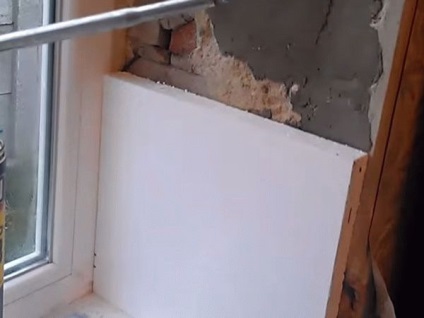 Pârtiile de spumă în interiorul și în afara apartamentului cu cadre mâini (spumă) Pârtiile de spumă în interiorul și în afara apartamentului cu mâinile lui Rame