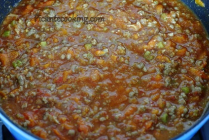 paste bolognese (paste alla bolognese), picantecooking (lapte) paste Bolognese (paste alla bolognese), picantecooking