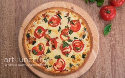 Pizza Margherita - un pas cu pas reteta cu fotografii (foto) Pizza Margherita - un pas cu pas reteta fotografii