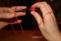 Tese o navetă tatting (forefinger mare) Tese un transfer de tatting