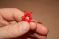 Țesutul tatting un cârlig (numărul necesar de noduri) Tese un transfer de tatting