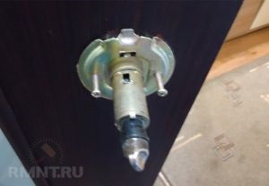 Reparație de încuietori pentru uși cu propriile sale mâini (mâini) Repararea de încuietori pentru uși cu propriile sale mâini