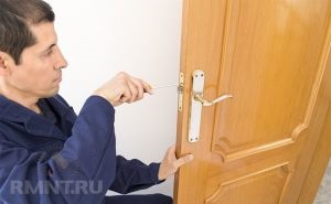 Reparație de încuietori pentru uși cu propriile sale mâini (încuietori) Repararea de încuietori pentru uși cu propriile sale mâini