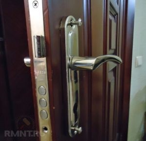 Reparație de încuietori pentru uși cu propriile sale mâini (mâini) Repararea de încuietori pentru uși cu propriile sale mâini